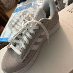 adidas grand court alpha women’s size 6.5
